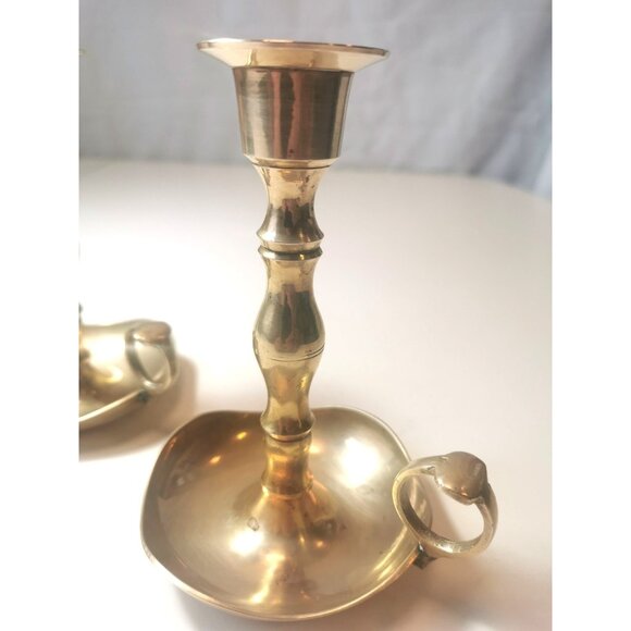 Pair Vintage Brass Chamberstick Candle Holders Ring Handle Finger Hold Drip Tray - Picture 7 of 9